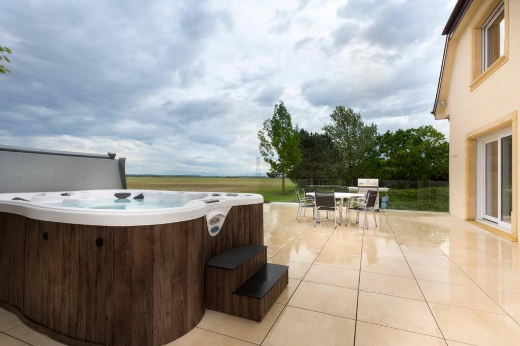 L'Atelier 4 Stars Luxury, Hot Tub, Pool Vila Nambsheim Exterior foto